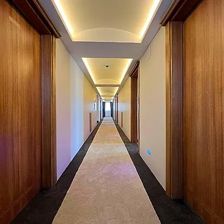 Istanblu & Otel 4*