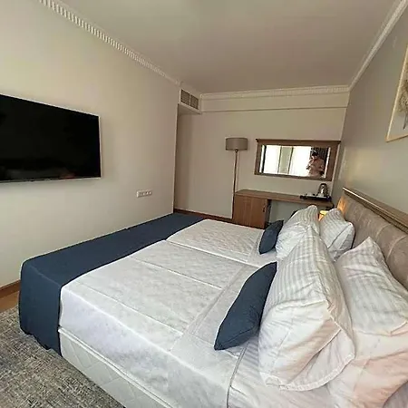Istanblu & Otel