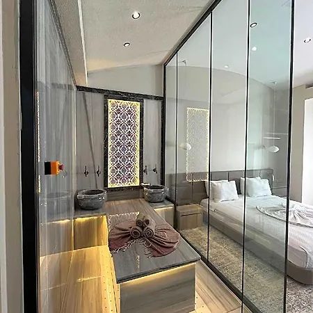 Istanblu & Otel Gaziemir